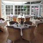 & Cafe Am Kraehenberg Pensjonat