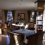 & Cafe Am Kraehenberg Halle (Saale)