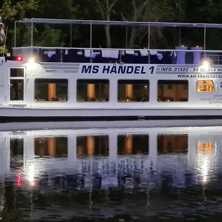 & Cafe Am Kraehenberg Πανσιόν 3*