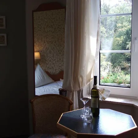 & Cafe Am Kraehenberg 3* Halle (Saale)