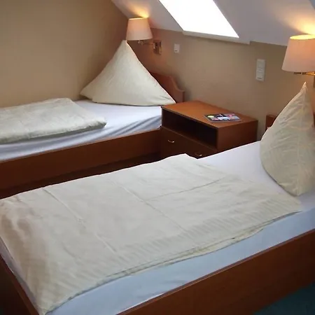 Guest house & Cafe Am Kraehenberg Halle (Saale)