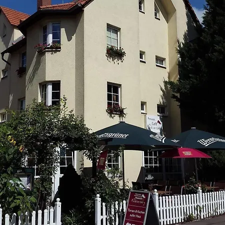 Guest house & Cafe Am Kraehenberg Halle (Saale)