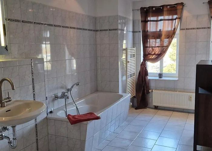 Penzion & Cafe Am Kraehenberg Halle (Saale)