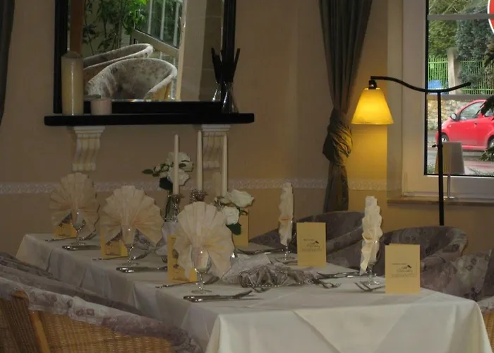 & Cafe Am Kraehenberg Halle (Saale)