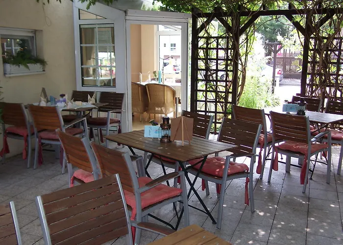 & Cafe Am Kraehenberg