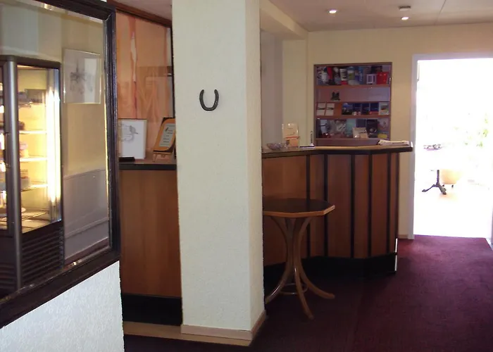 & Cafe Am Kraehenberg